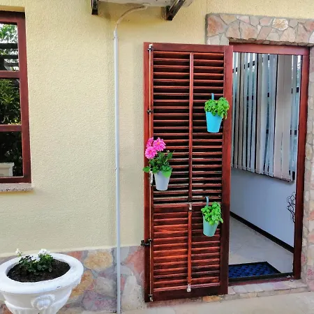 T&d Apartment *